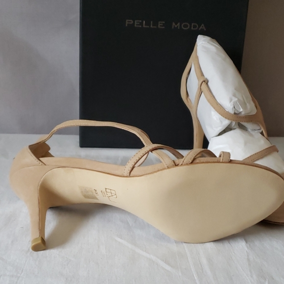 NWB-Pelle Moda Ruby Sand Suede  Sandals - Picture 4 of 5